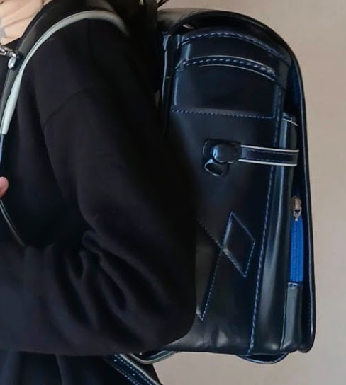 (中古￼)ランドセル J.PRESS ランドセル 中古 紺色 ネイビー - メルカリ